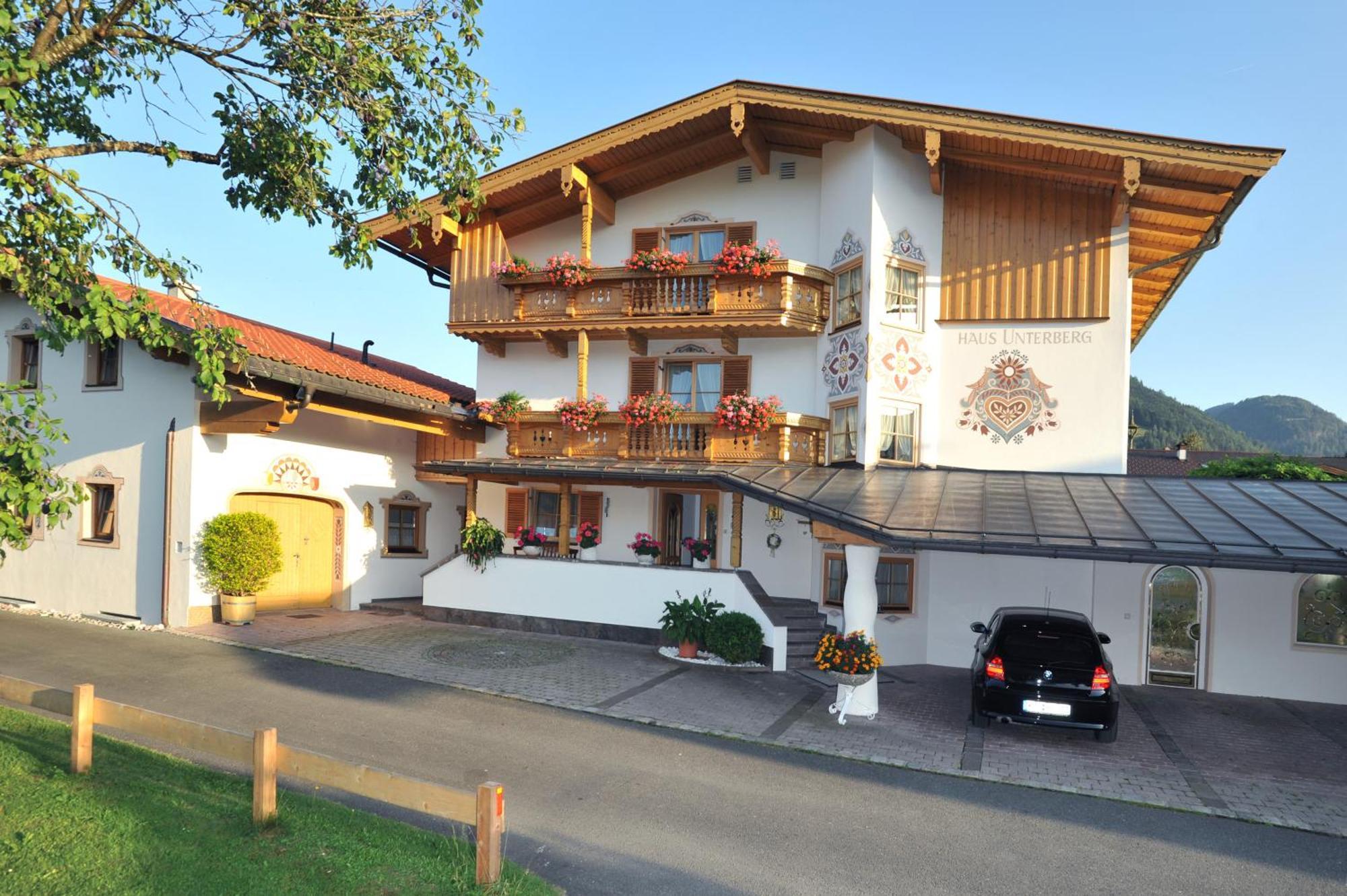 Haus Unterberg Hotel เคิสเซน ภายนอก รูปภาพ