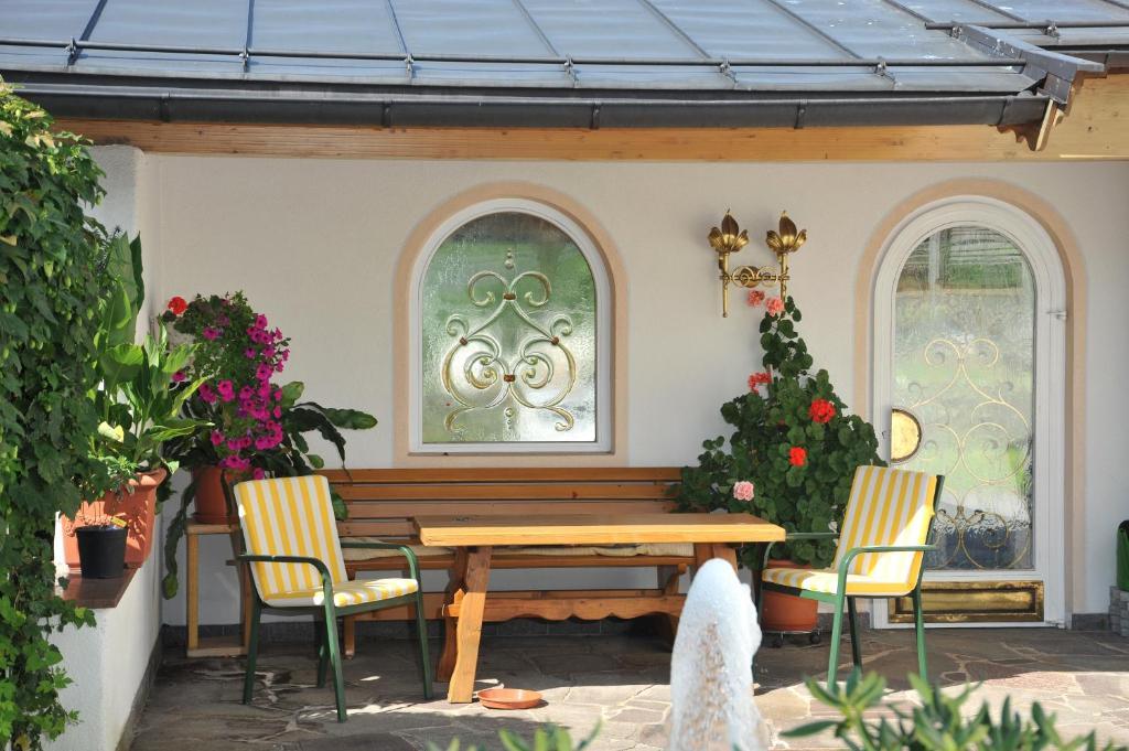 Haus Unterberg Hotel เคิสเซน ภายนอก รูปภาพ